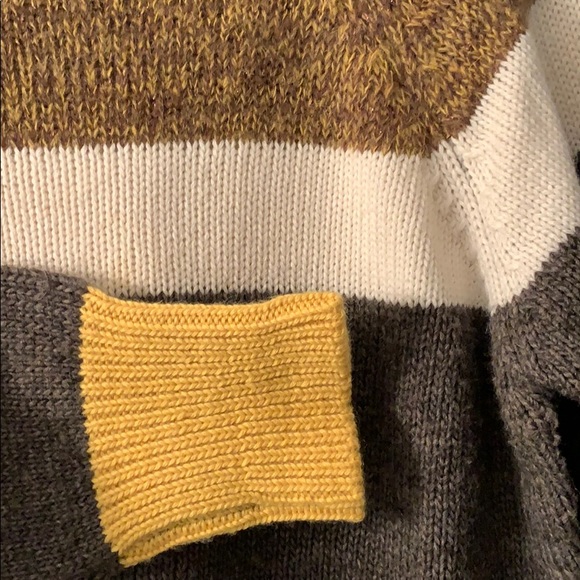 Napa Girls Medium sweater. Made in Italy. - Picture 4 of 4